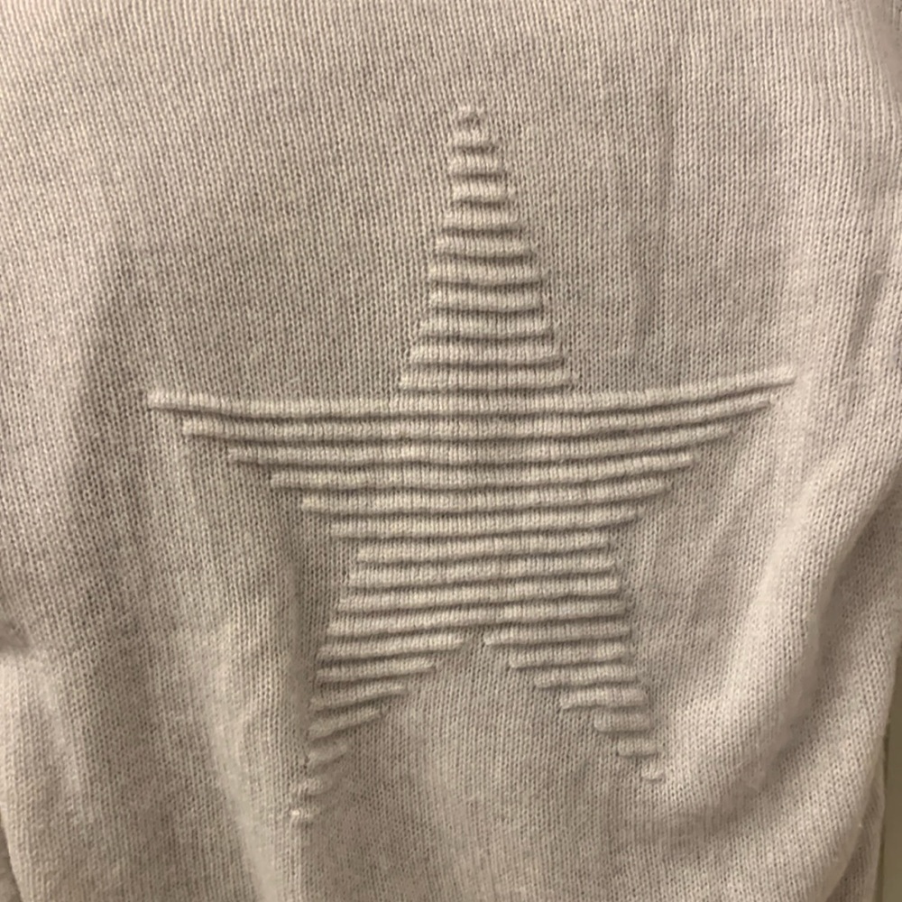 Autum Cashmere Star Crew Size Medium No Issues